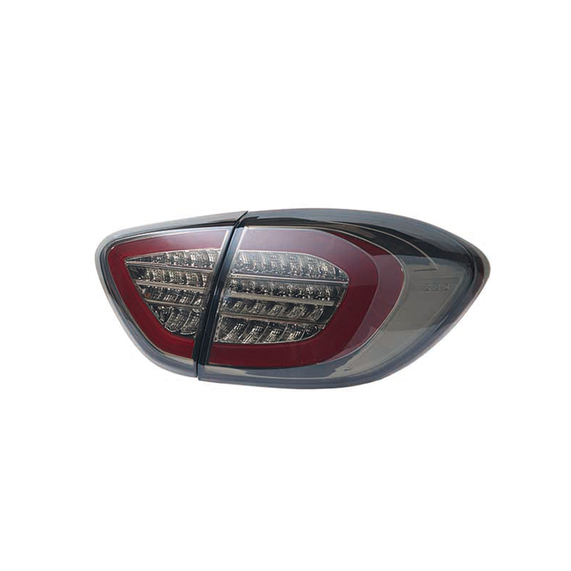 XZ032 Luz trasera roja para SUV pequeño para Renault Captur 2015